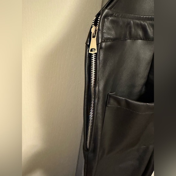 LEFTIES NWT Vegan Leather Salopette - Picture 4 of 6